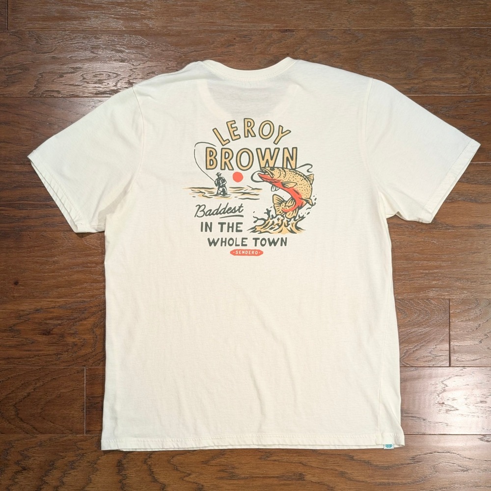 Sendero Provisions Co Leroy Brown Fishing Graphic T-Shirt Mens Large 22x28 Cream